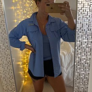 Columbia PFG blue button up